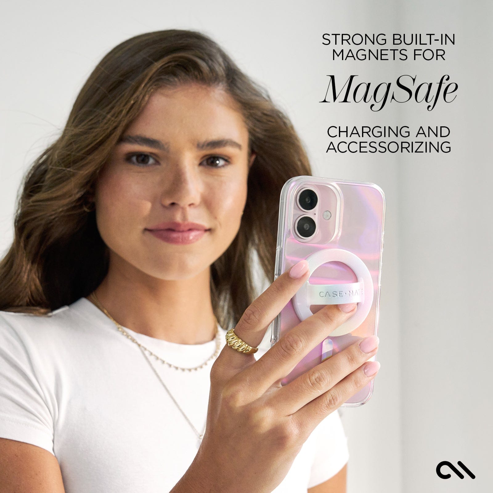STRONG BUILT-IN MAGNETS FOR MAGSAFE CHARGING AND ACCESSORIZING